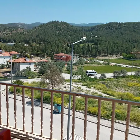 Kodal Gazde/Camere de închiriat Denizli (Denizli)